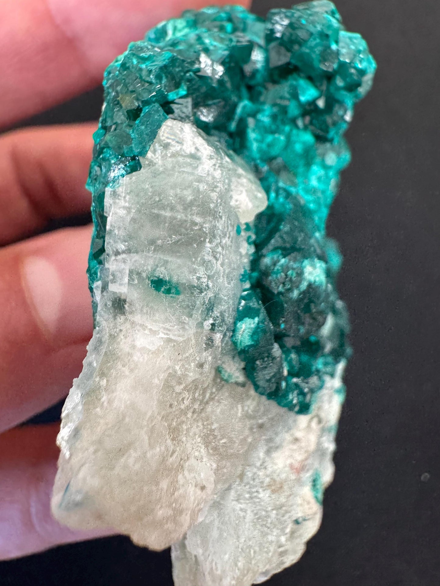 Natural Dioptase Crystal – Vivid Green Raw Mineral from Congo – Collector Specimen (131 g)