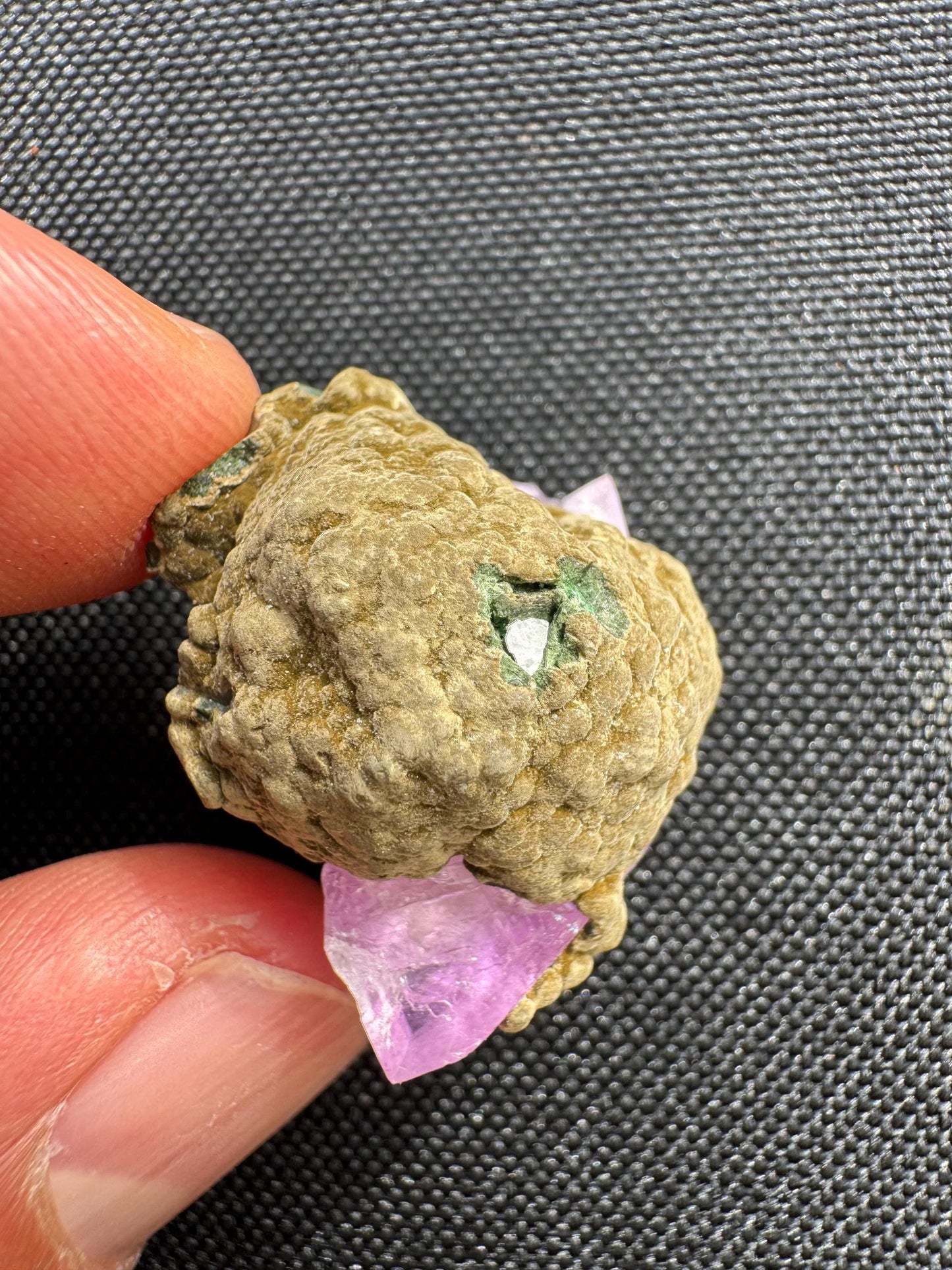 Cobalto Calcite – Pink Crystal Specimen from Africa – Rare Collector’s Mineral (11 g)